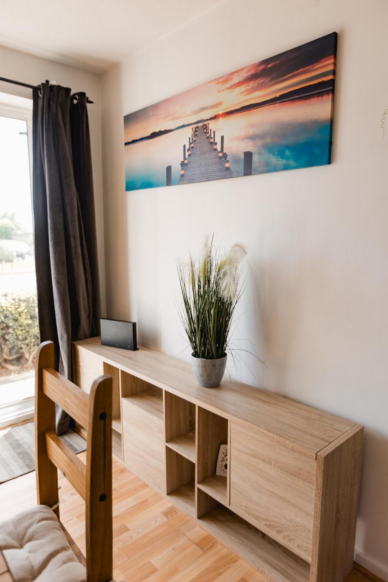 شقة Hullidays Victora Dock- Refurbished 2024 كينغستون أبون هول المظهر الخارجي الصورة